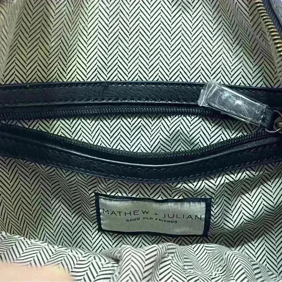 Matthew And Julian Purse Hand Bag Black Outdoor Travel Vacation Resort Pockets - Picture 8 of 10
